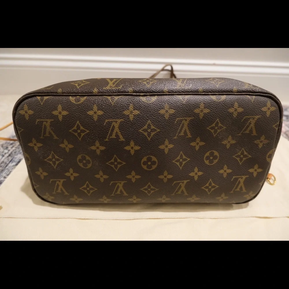 Louis Vuitton Neverfull MM Pivoine - Picture 13 of 15